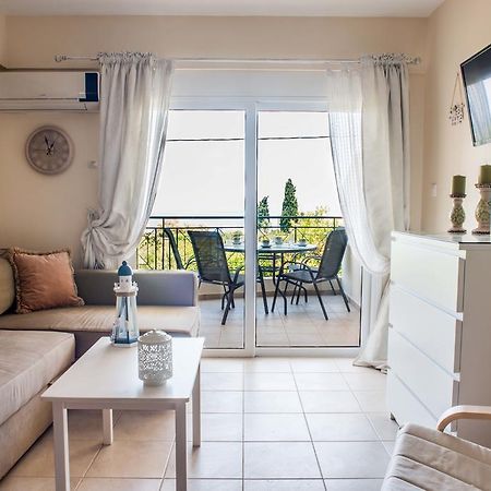 Lovely Apartment Next To The Sea Lygia Korinthias Ligia  Екстер'єр фото